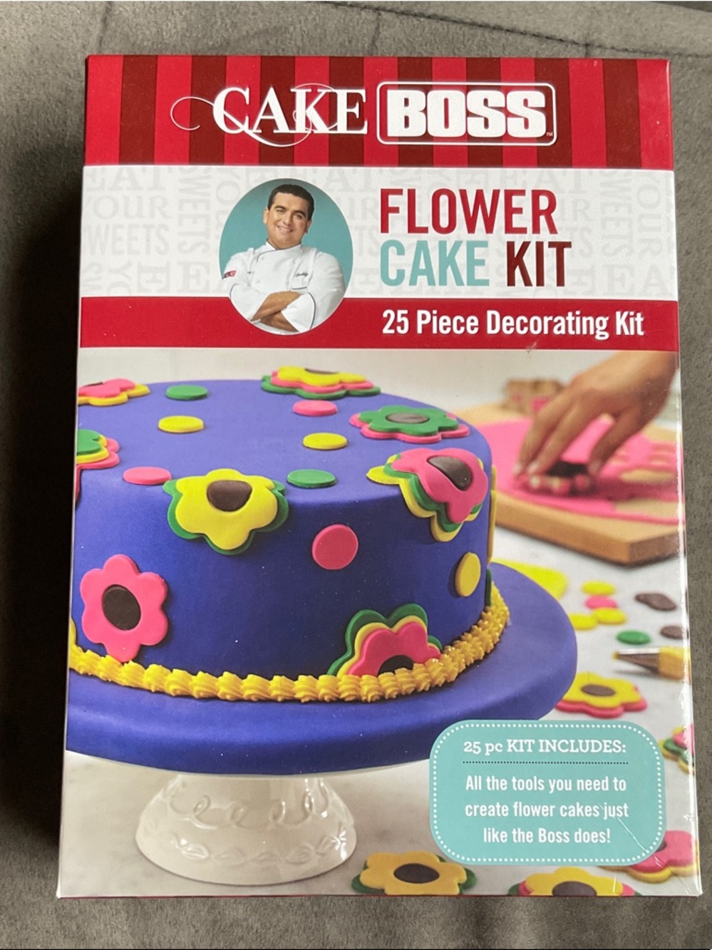 Flower Cake Kit - 25 piece Multicolor Decorating Set - Cake Boss